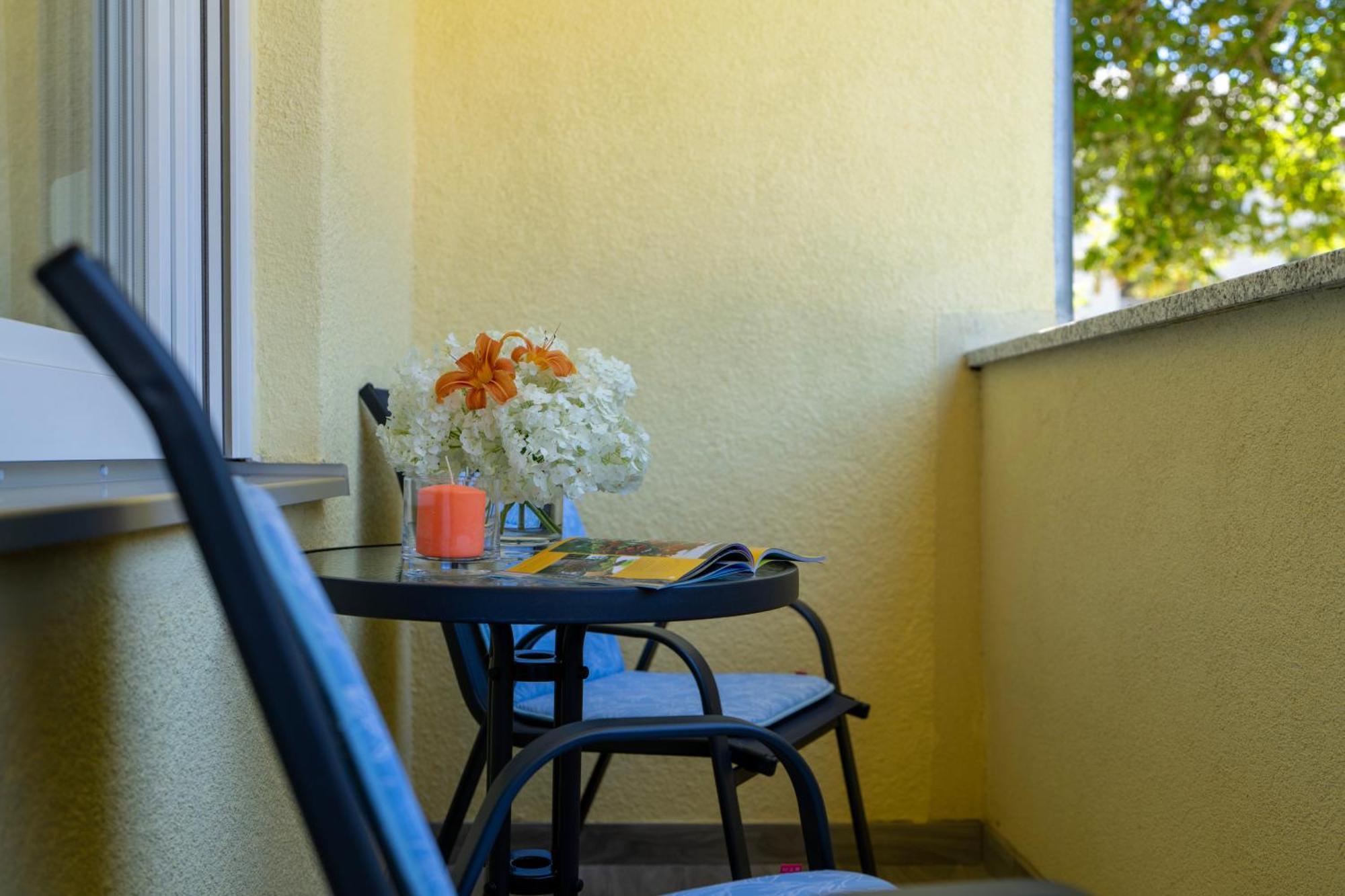 Apartamento Lusi Otočac Exterior foto