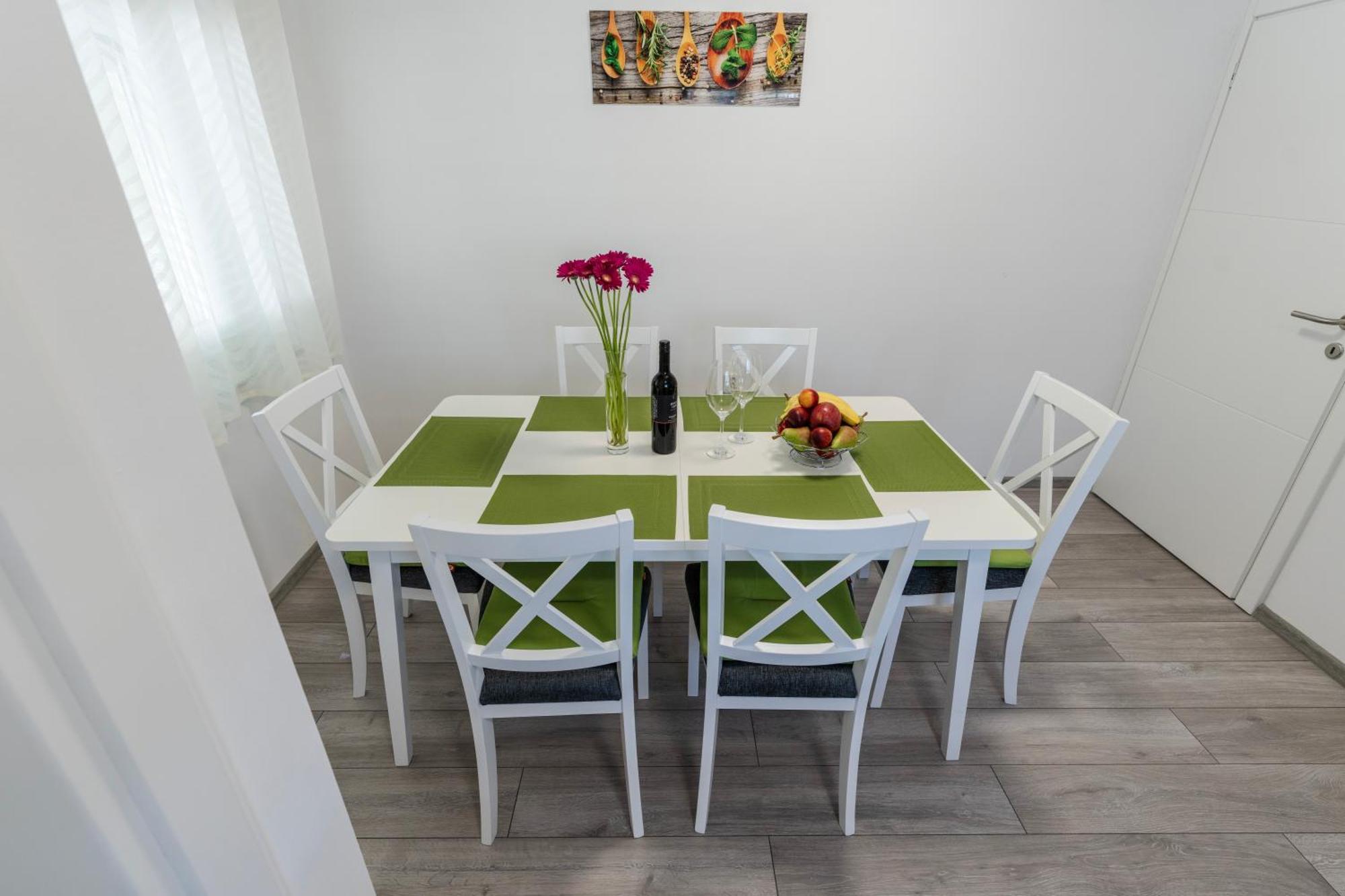 Apartamento Lusi Otočac Exterior foto